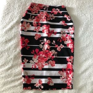 Thalia Sodi floral midi skirt